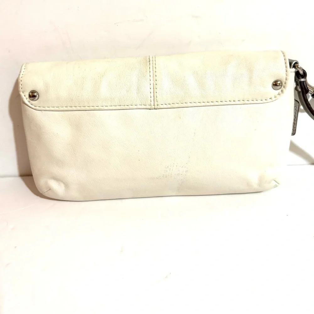 Coach White Wristlet Clutch bag